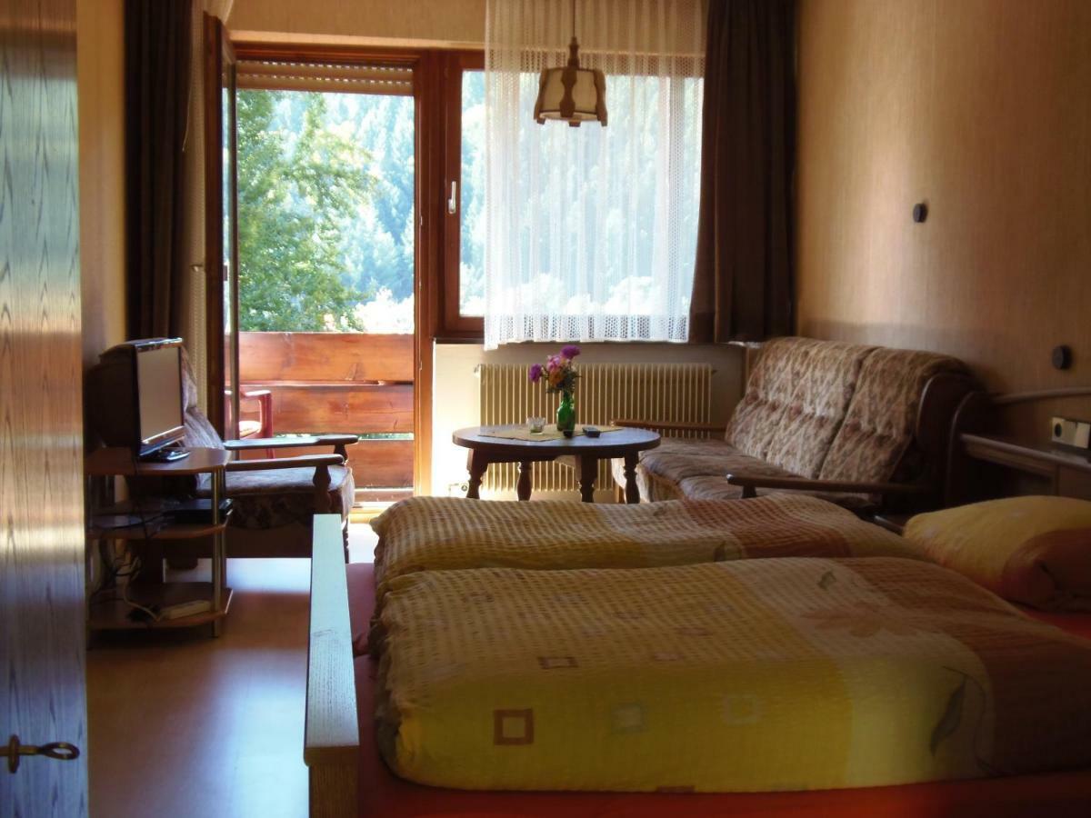 Gasthof Erlenhof Alpirsbach Buitenkant foto